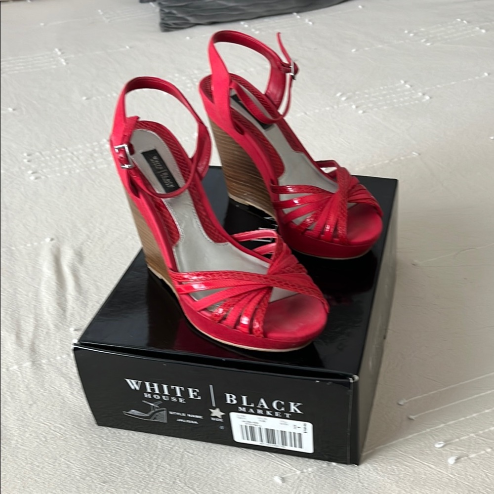 White House Black Market Vibrant Red Wedge Sandals Size 6